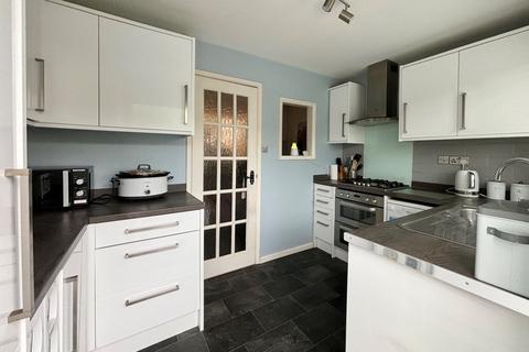 48 Shirley Crescent, Beckenham, BR3 4AZ