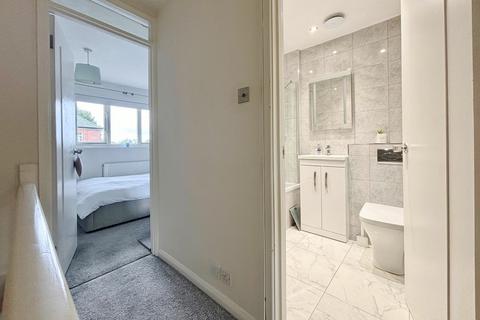 48 Shirley Crescent, Beckenham, BR3 4AZ