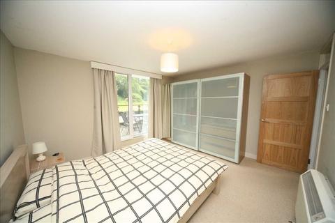 3 bedroom flat to rent, Druid Woods, Avon Way, Bristol