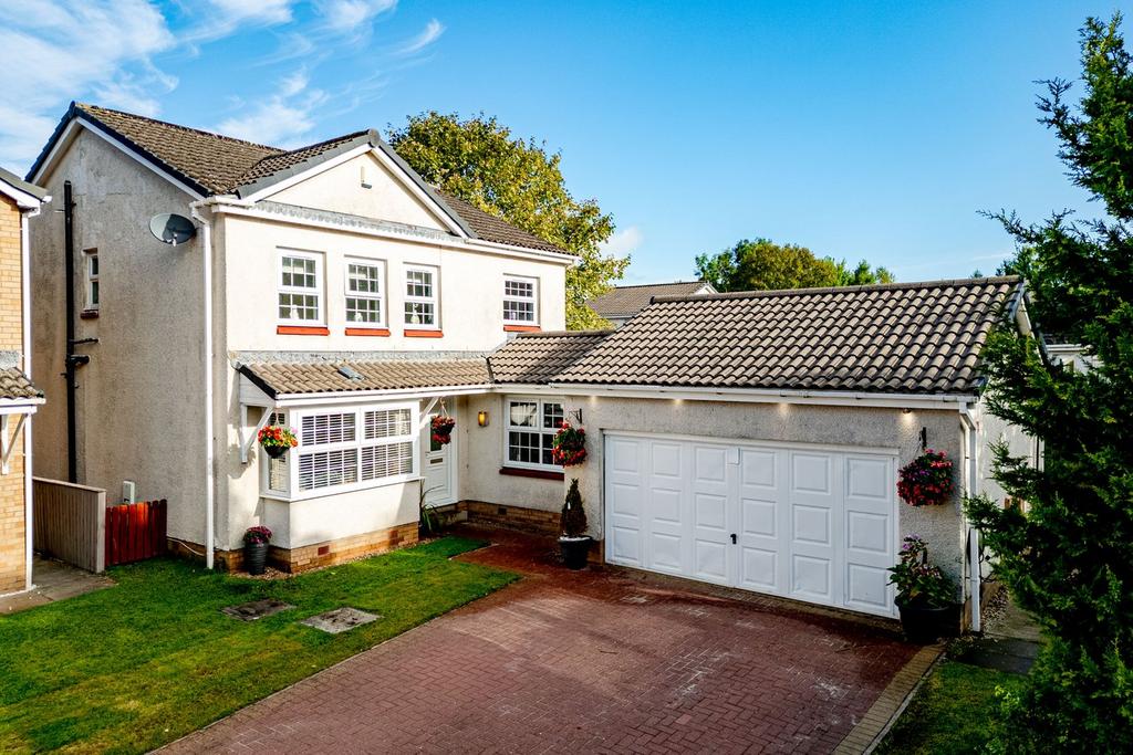 Renton Park, Lawthorn, Irvine, KA11 5 bed detached house for sale £