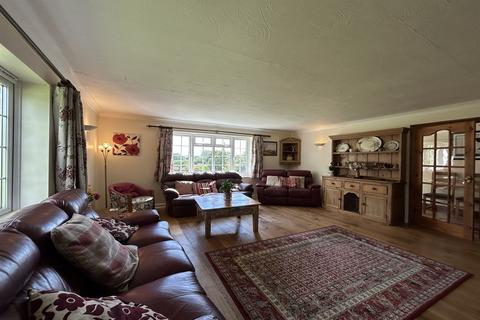 6 bedroom detached bungalow to rent, Bridport