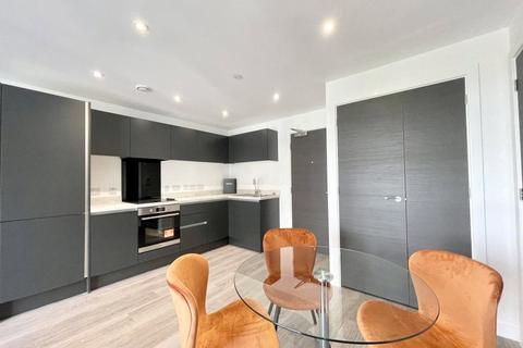 2 bedroom apartment to rent, Woden Street, Salford M5