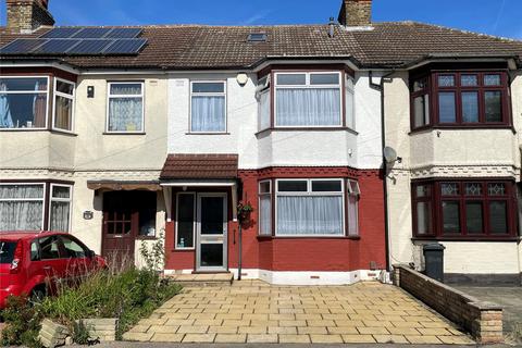 3 bedroom terraced house for sale, Oaks Avenue, Collier Row, RM5