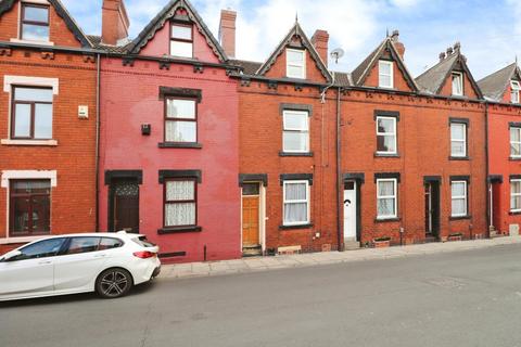 3 bedroom terraced house to rent, Colton Road, Armley, Leeds, West Yorkshire, LS12