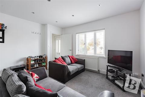 3 bedroom semi-detached house for sale, North Avenue, Chelmsford, Essex, CM1