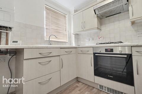 2 bedroom terraced house to rent, Winsor Terrace, LONDON