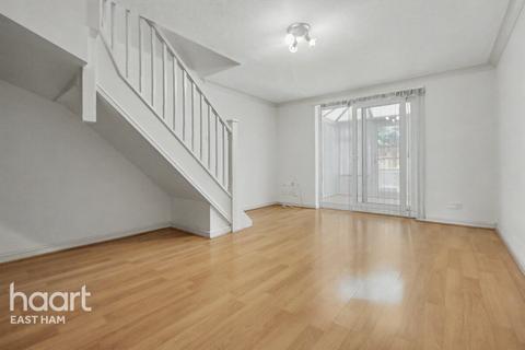 2 bedroom terraced house to rent, Winsor Terrace, LONDON
