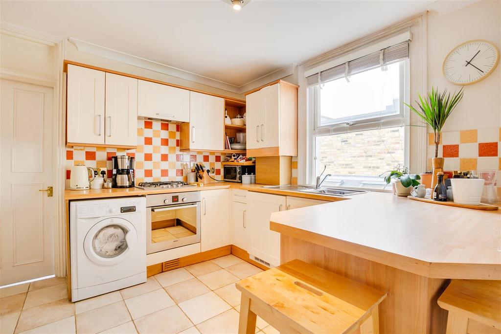 57a Eastbury Grove-4.jpg