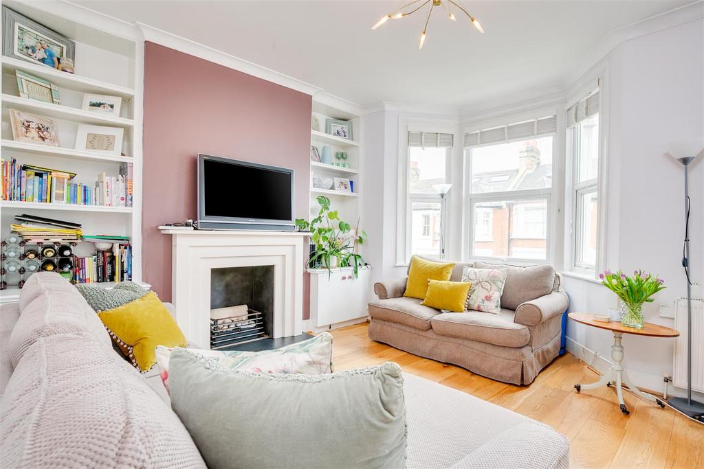 57a Eastbury Grove-6.jpg