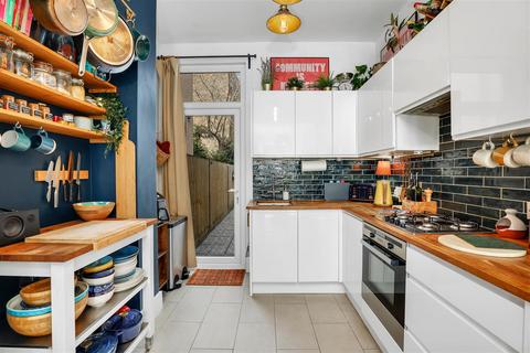 403a Chapter Road, London, NW2 5NG