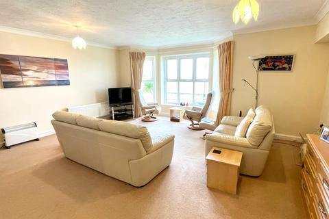 2 bedroom apartment for sale, Craig Y Don Parade, Craig y Don, Llandudno