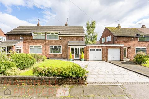 3 bedroom semi-detached house for sale, Hillfoot Road, Hunt`s Cross, L25