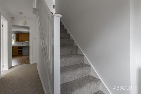 6 Barn Owl Close, Torquay, TQ2 7TN