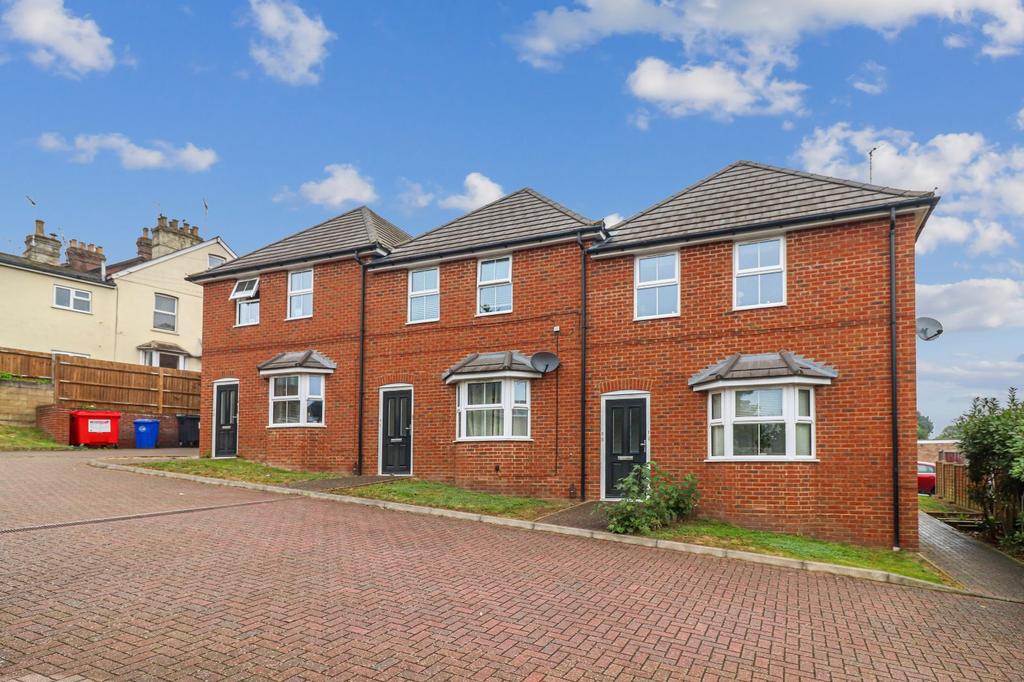 Addison Road, Chesham... 2 bed apartment for sale £290,000