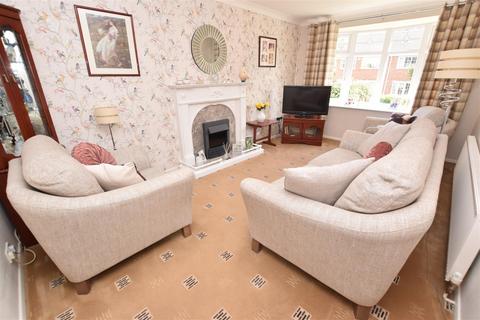 4 bedroom semi-detached house for sale, Greyfriars, Grimsby DN37