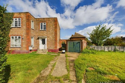 3 bedroom end of terrace house for sale, Four Acres, WELWYN GARDEN CITY AL7