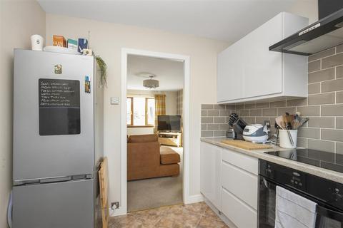 10 Bevan Place, Rosyth, Dunfermline, KY11 2HR