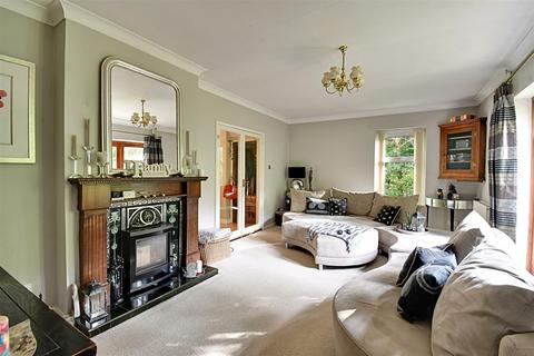 4 bedroom detached house for sale, 58 Orchard Road, Tewin AL6