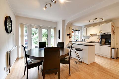 4 bedroom detached house for sale, 58 Orchard Road, Tewin AL6