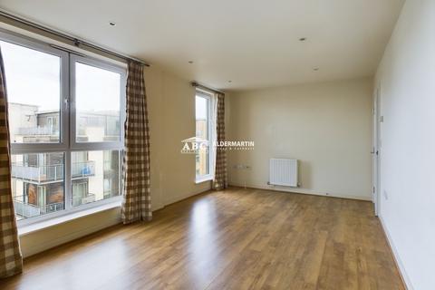 1 bedroom flat for sale, Cameron Crescent, Edgware, HA8