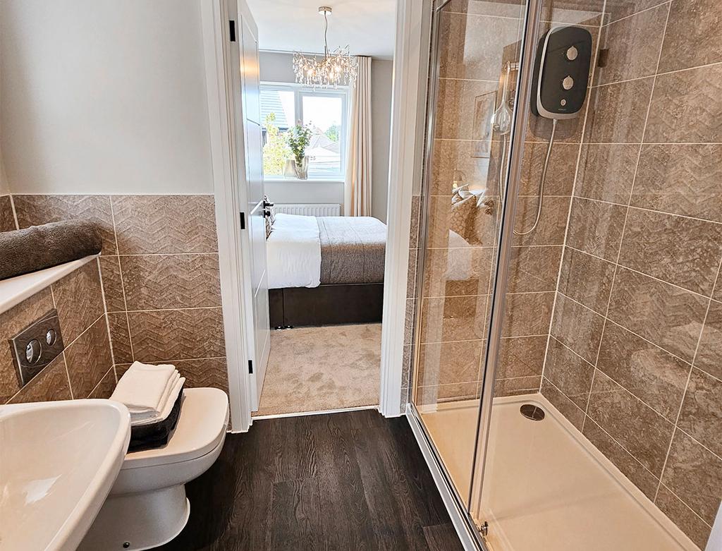 Example Jack &amp; Jill En Suite