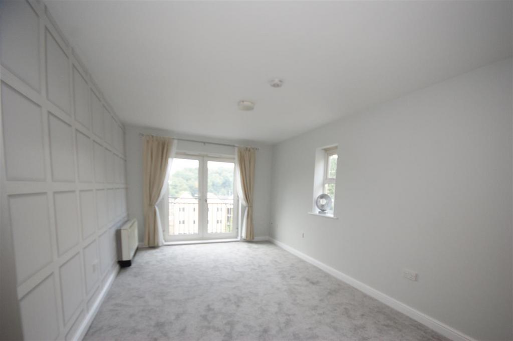 miller court Axminster Drive, Bailiff... 2 bed apartment for sale £