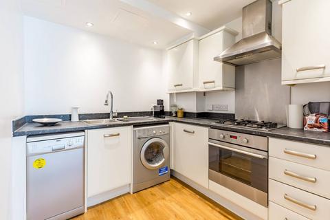 1 bedroom flat for sale, Taylor House, E14, Westferry, London, E14