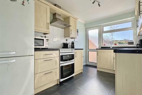 3 bedroom terraced house for sale, Rushleydale, Springfield, Chelmsford