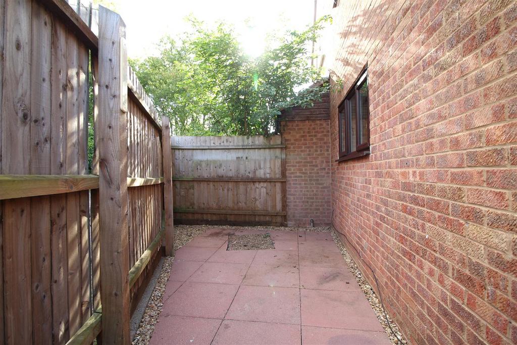 Garden 1 .JPG