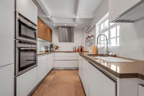 3 bedroom flat for sale, Baker Street, Marylebone