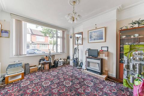 2 bedroom terraced house for sale, Beverstone Road, Thornton Heath, CR7