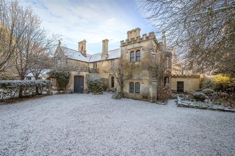 undefined, Castlefields, Calne, Wiltshire, SN11