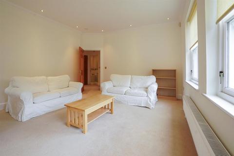 2 bedroom ground floor flat for sale, Olivers Lock, Payton Street, Stratford-Upon-Avon