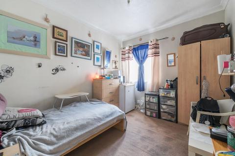117 Clarence Road, Grays, RM17 6RD