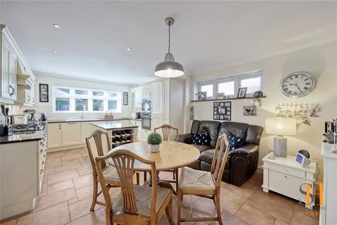 70 Downham Road, Ramsden Heath, Billericay, CM11 1PZ