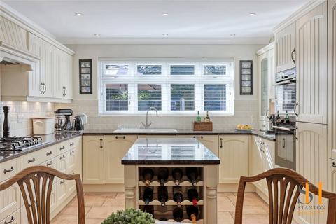70 Downham Road, Ramsden Heath, Billericay, CM11 1PZ
