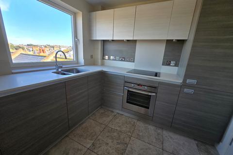 2 bedroom flat to rent, Sackville Road, Bexhill-on-Sea TN39