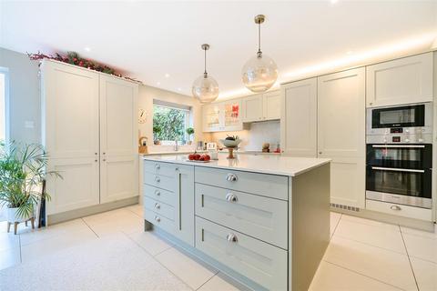 4 bedroom house for sale, Chandlers Lane, Yateley GU46