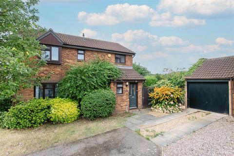 4 bedroom detached house for sale, Grange Road, Wellingborough