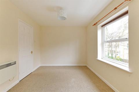 2 bedroom apartment to rent, Flat 9, 16 Victoria Court, Victoria Road, Sheffield, S10 2DL