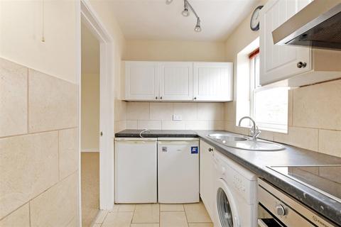 2 bedroom apartment to rent, Flat 9, 16 Victoria Court, Victoria Road, Sheffield, S10 2DL