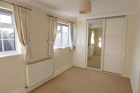 1 bedroom flat to rent, Knightsbridge Way, Stretton