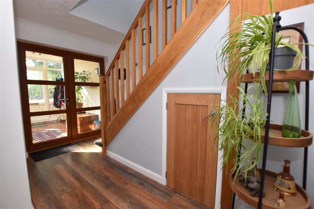 Entrance Hall.JPG