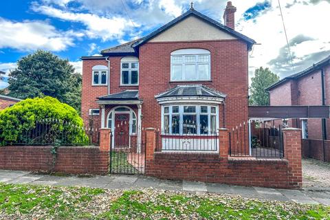 3 bedroom detached house for sale, Moore Avenue, South Shields