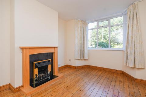 121 Wombourne Park, Wombourne, Wolverhampton, WV5 0LX