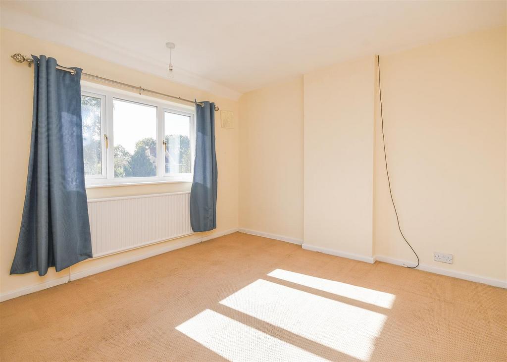 121 Wombourne Park - Bedroom 3.jpg
