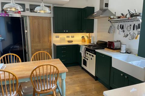undefined, Oak Road, Hale, WA15