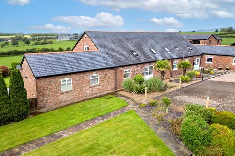 4 bedroom semi-detached house for sale, Saddlers Barn, Plodder Lane, Bolton