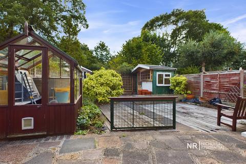 49 Compton Crescent, Chessington, KT9 2HD