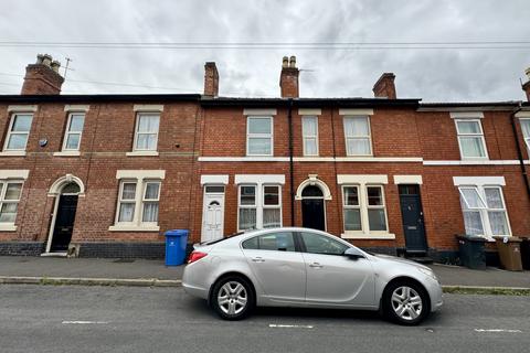 2 bedroom terraced house for sale, Harcourt Street, Derby DE1